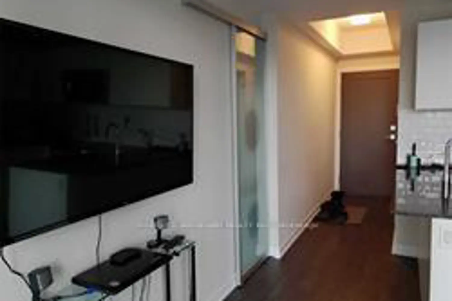 Additional image 9 of 42 Charles Street 1705