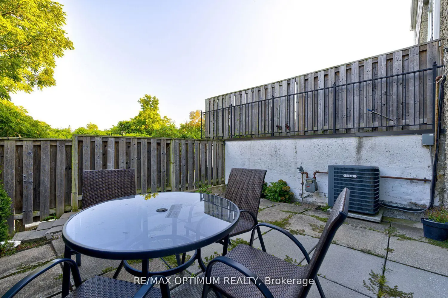 Additional image 20 of 2050 Upper Middle Road 81