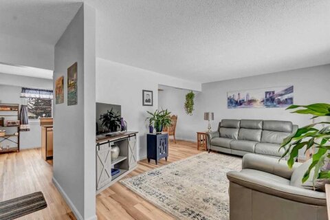 Additional image 8 of 1611 10 Avenue NE, Medicine Hat, AB, T1A6G6