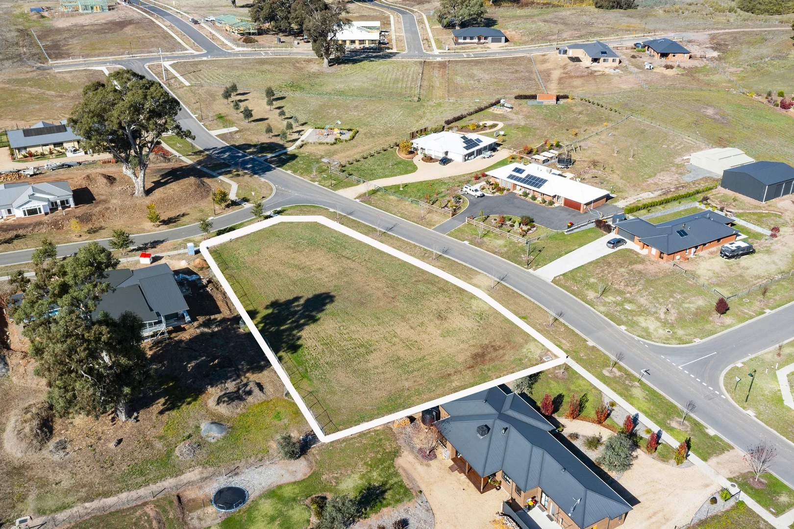 Additional image 4 of 27 Maple Tree Boulevard, Mansfield VIC 3722