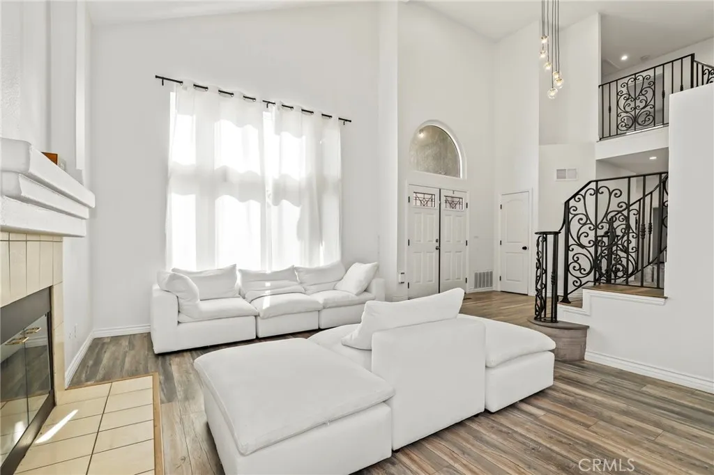 Additional image 6 of 3329 Montellano Avenue, Palmdale, CA 93551