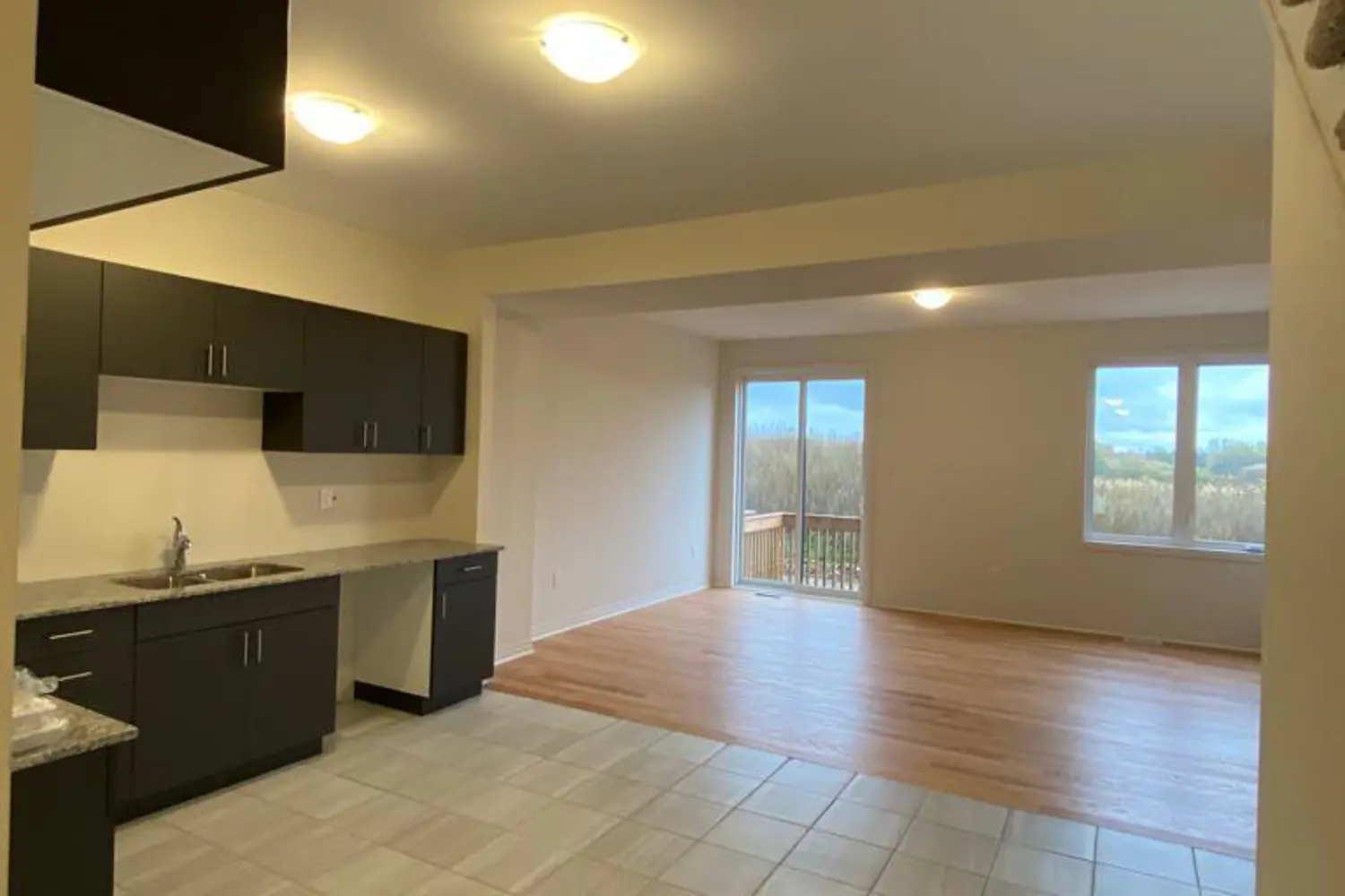 Additional image 4 of 100 Middleton Street