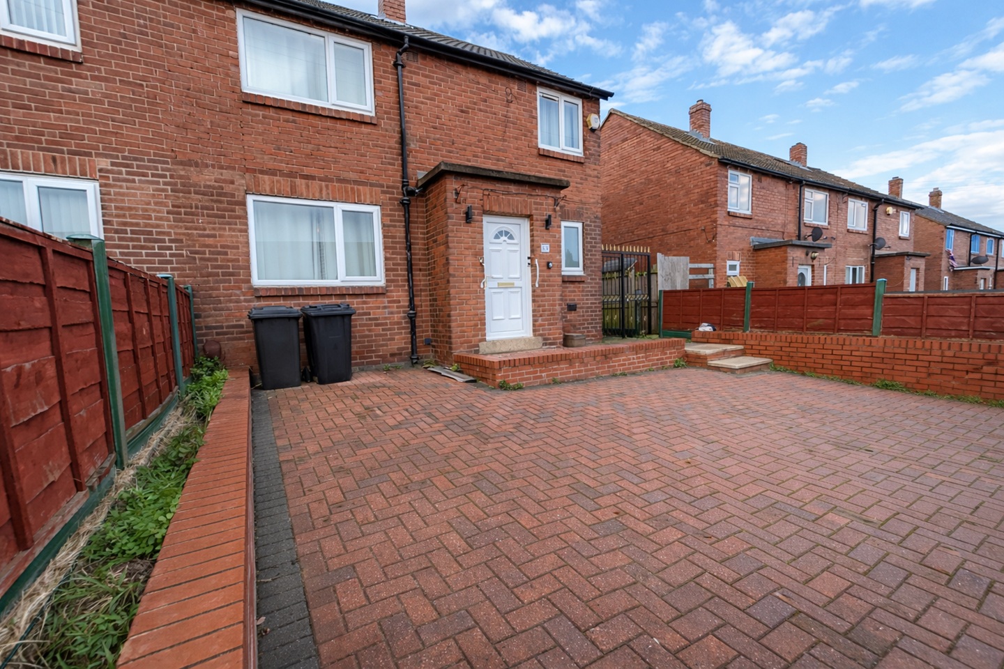 Additional image 2 of 4 Bed Semi-Detached House, Manor Road, LS26, N1 7GU