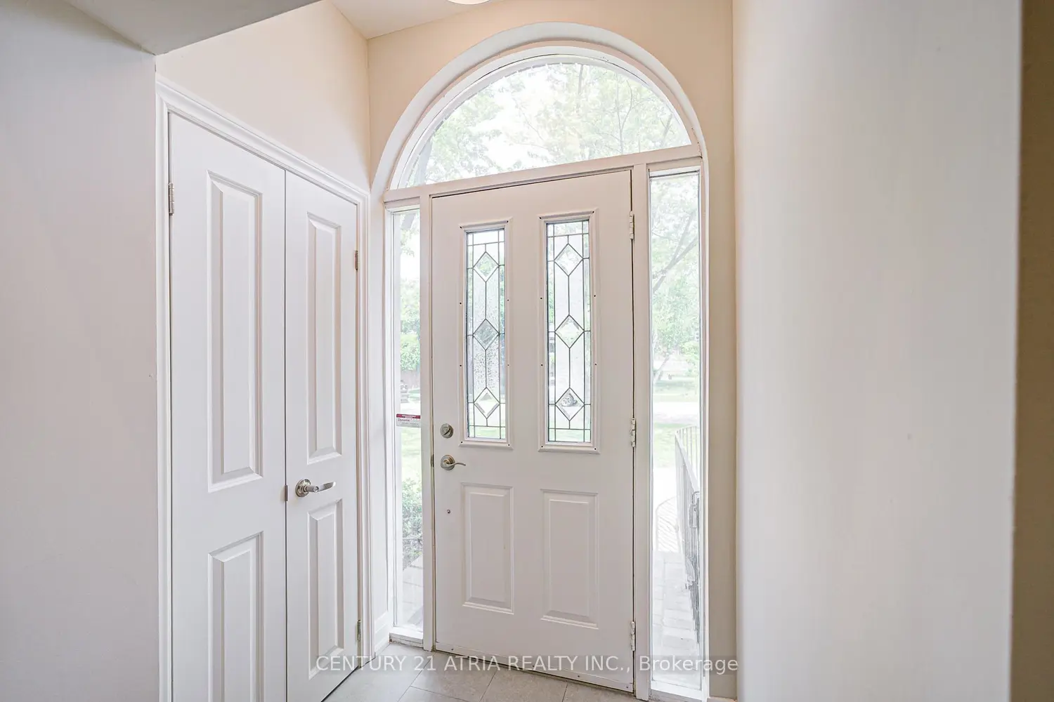 Additional image 2 of 190 Romfield Circuit