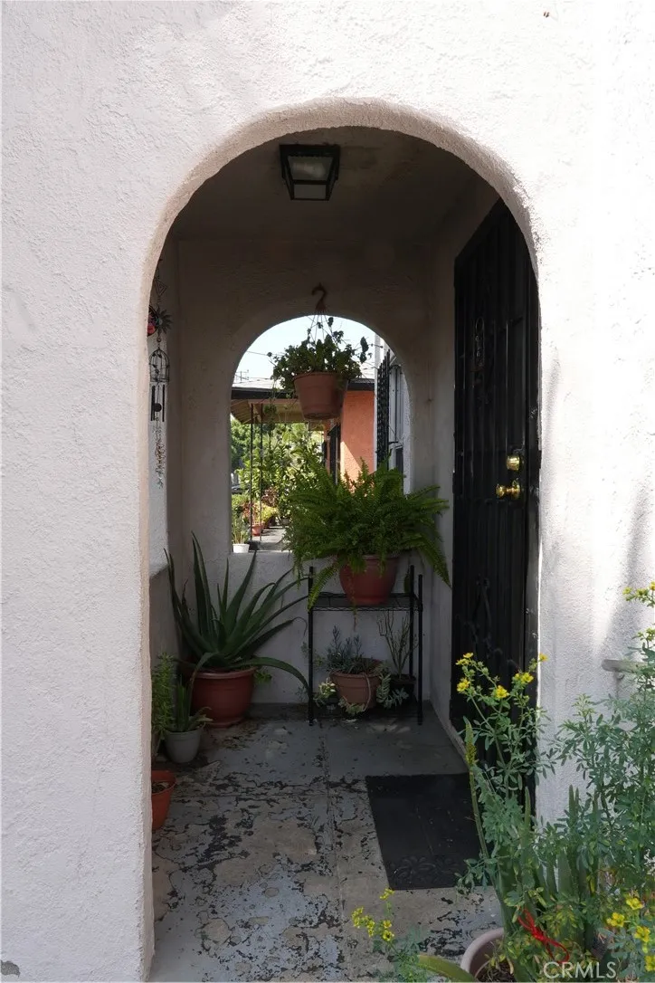 Additional image 45 of 611 W 91st St, Los Angeles, CA 90044