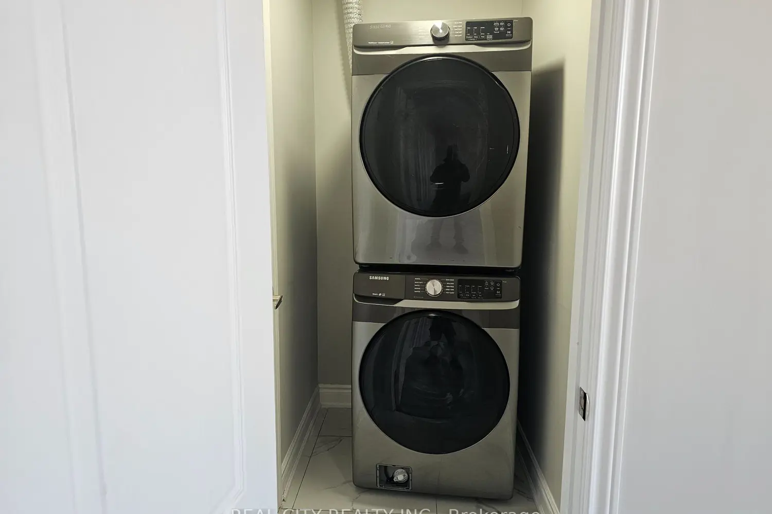 Additional image 14 of 132 Sunset Way