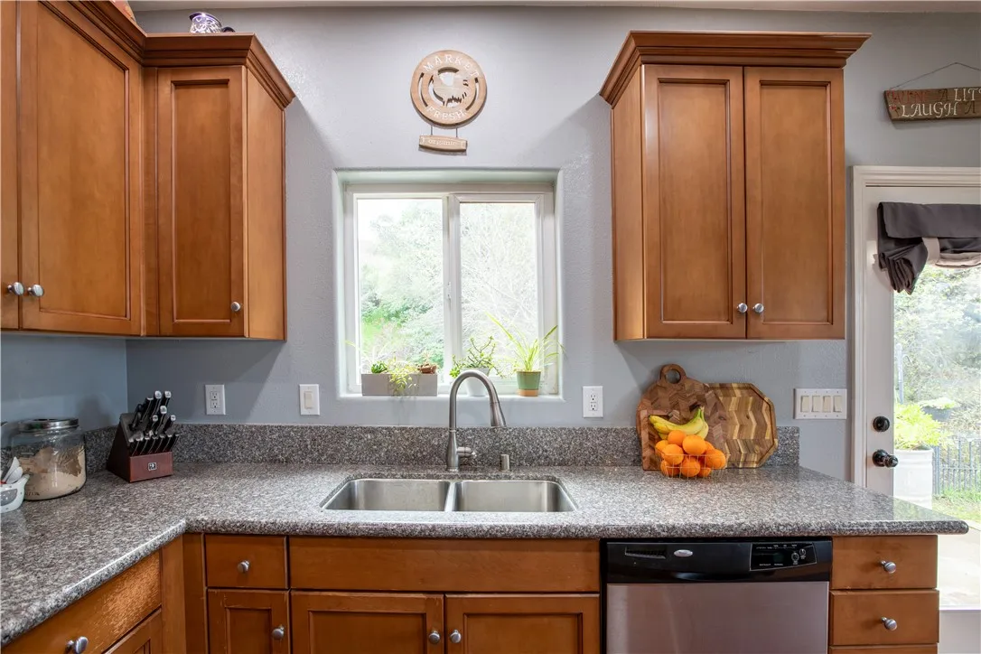 Additional image 50 of 39313 Squaw Valley, Squaw Valley, CA 93675