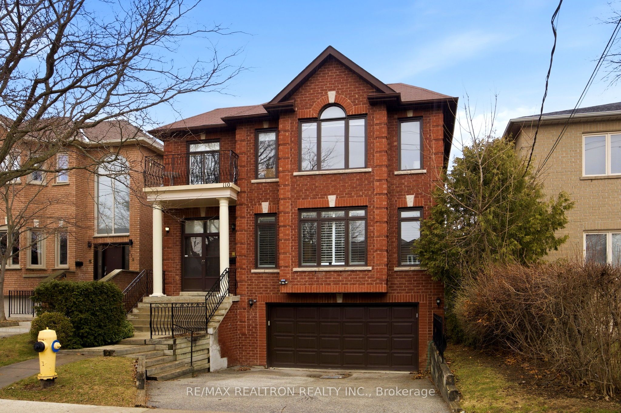 110 Glen Park Avenue, Toronto, ON, M6B 2C5