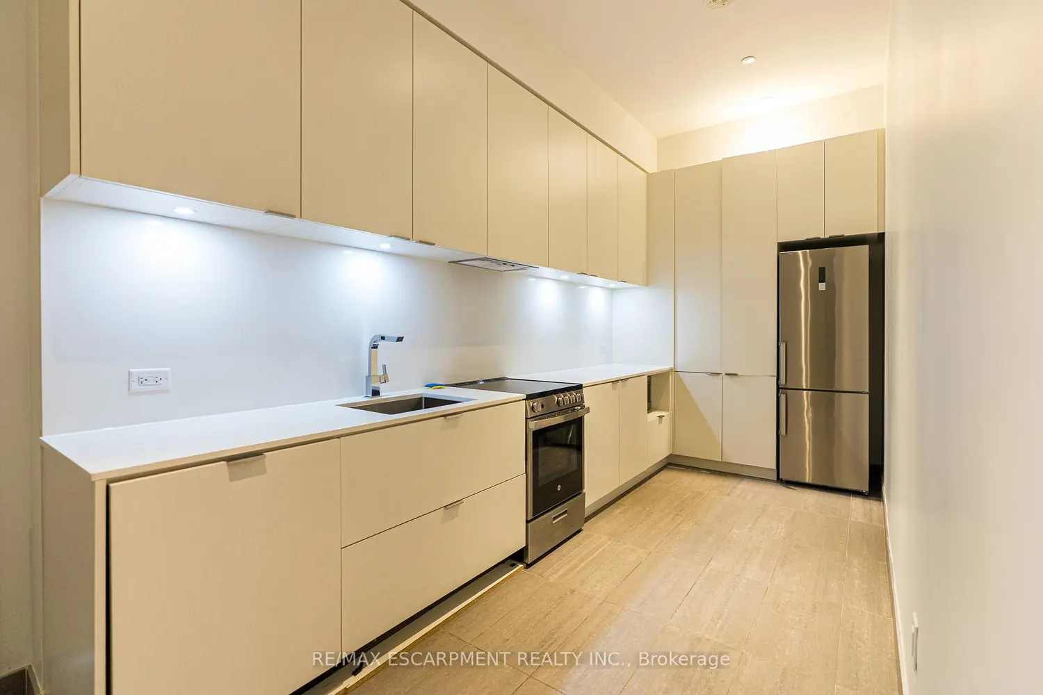 Additional image 11 of 3883 Quartz Road 3413