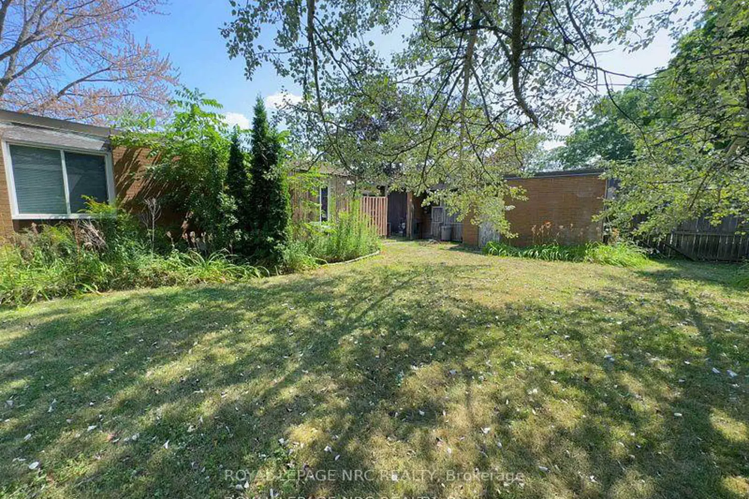 Additional image 16 of 4213/4207 Drummond Rd Road