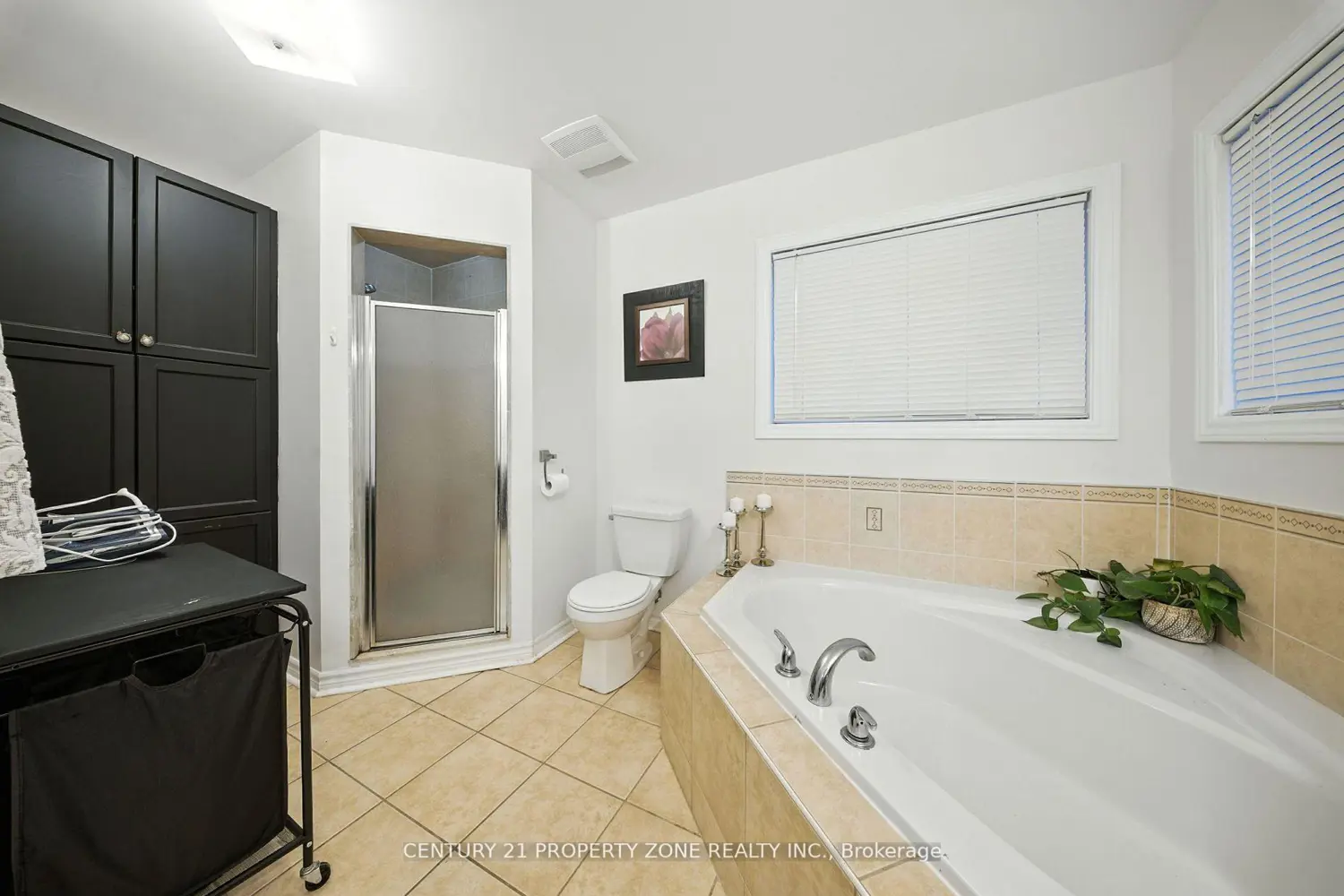 Additional image 8 of 652 Tully Crescent