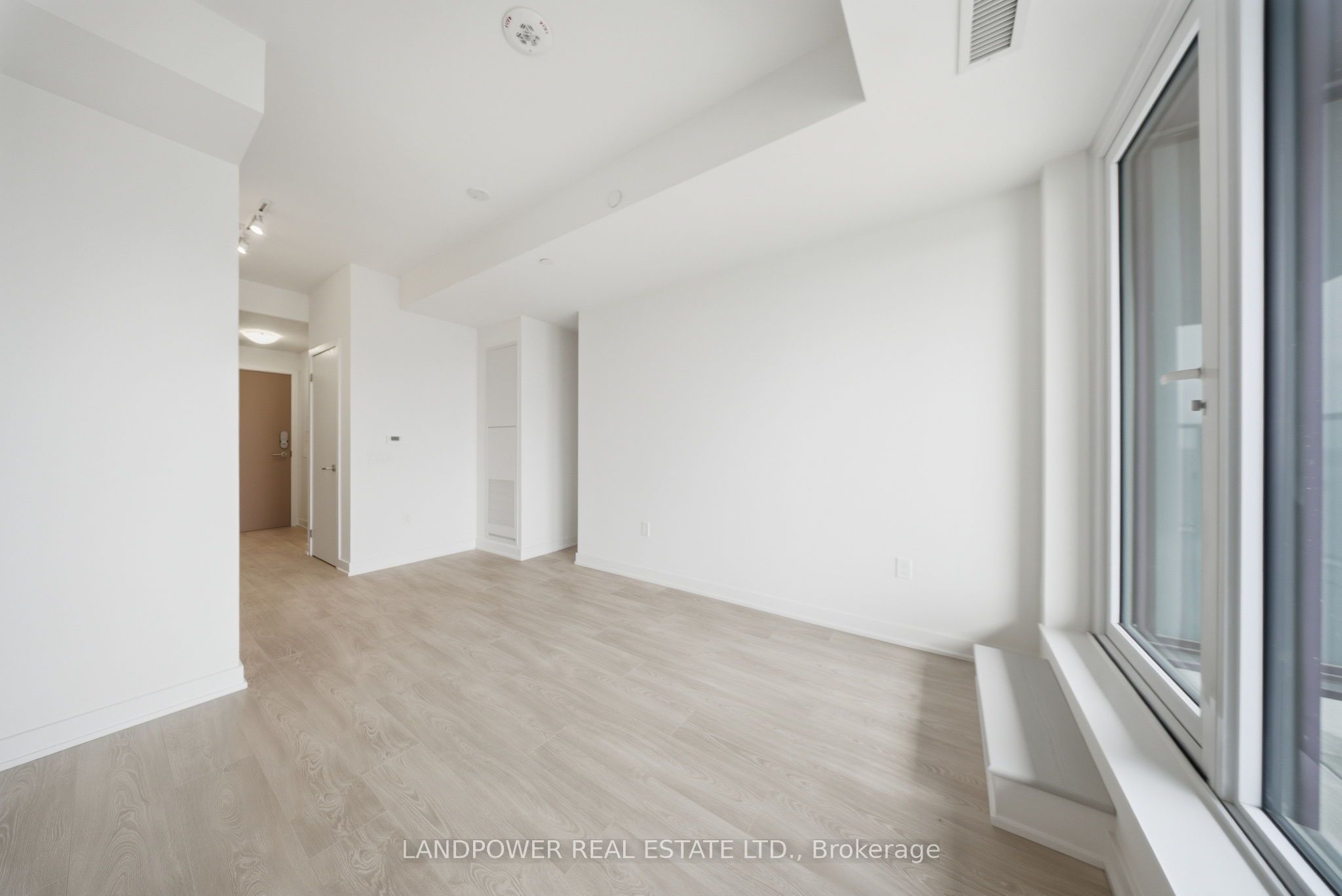 Additional image 4 of 708-5 Quarrington Lane, Toronto, ON, M3C 0S5