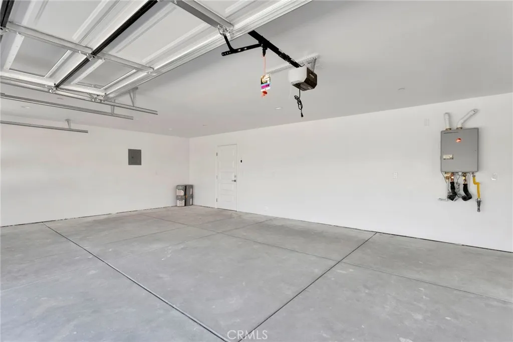 Additional image 29 of 10704 11th Ave., Hesperia, CA 92345