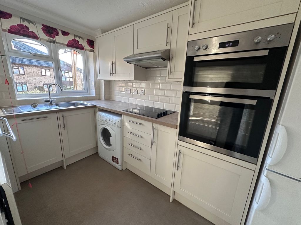 Additional image 6 of 2 bed flat for saleSt. Christophers Gardens, Ascot SL5