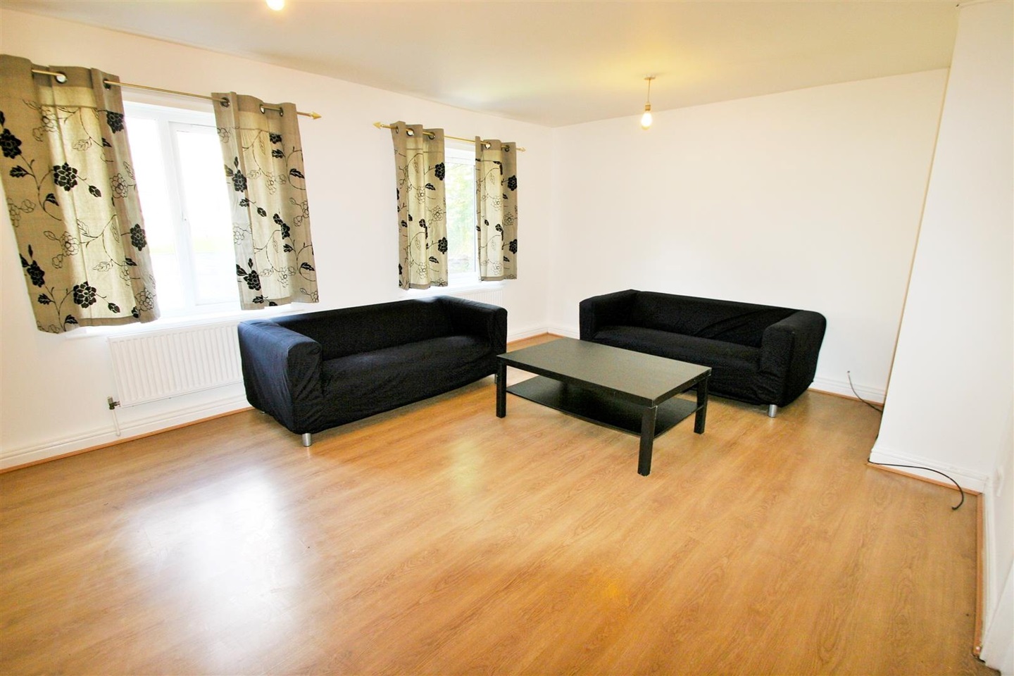 Additional image 3 of 3 Bed Flat, Orchard Lodge, LS6, N1 7GU