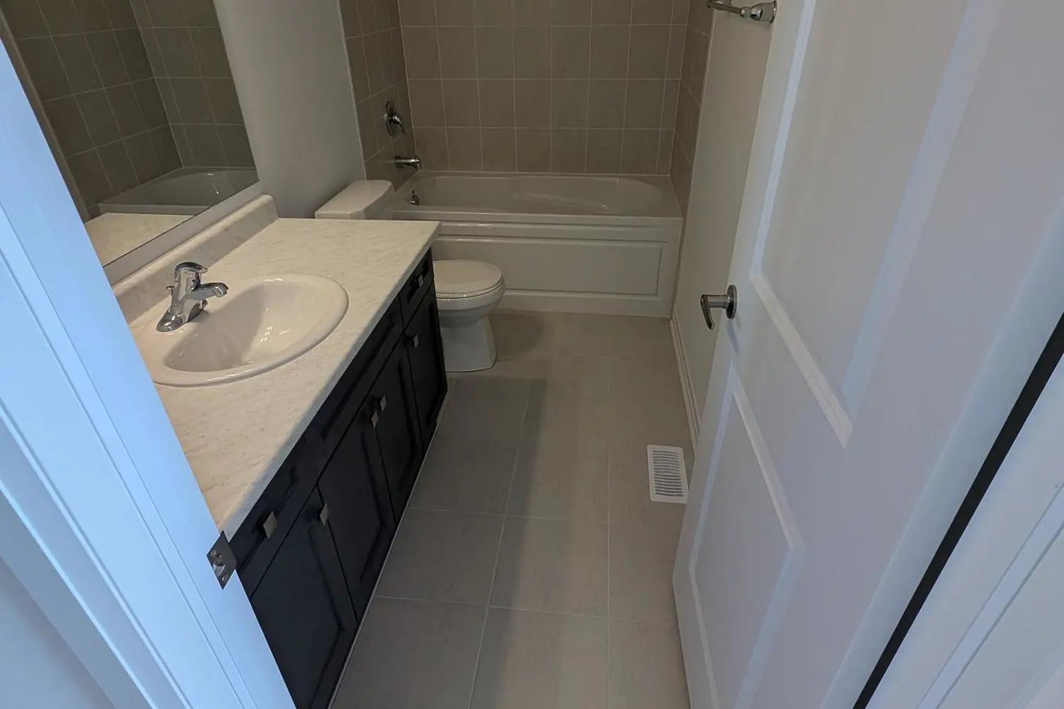 Additional image 9 of 127 Manuel Street