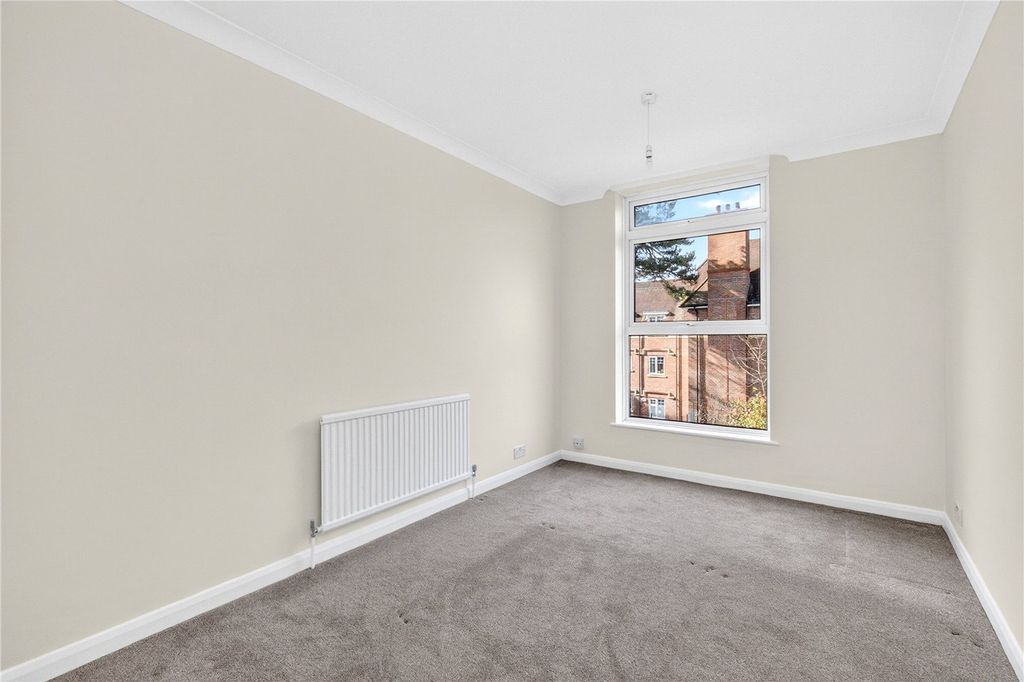 Additional image 8 of 2 bed flat for saleEllesmere Road, Weybridge, Surrey KT13
