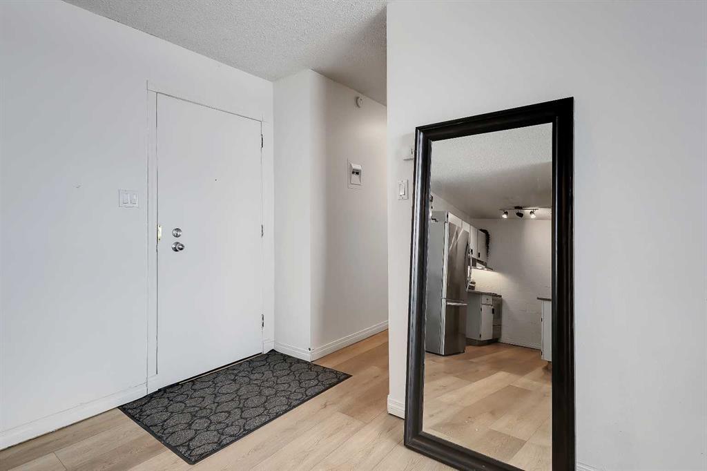 Additional image 4 of 608-314 14 Street NW, Calgary, AB, T2N 1Z8