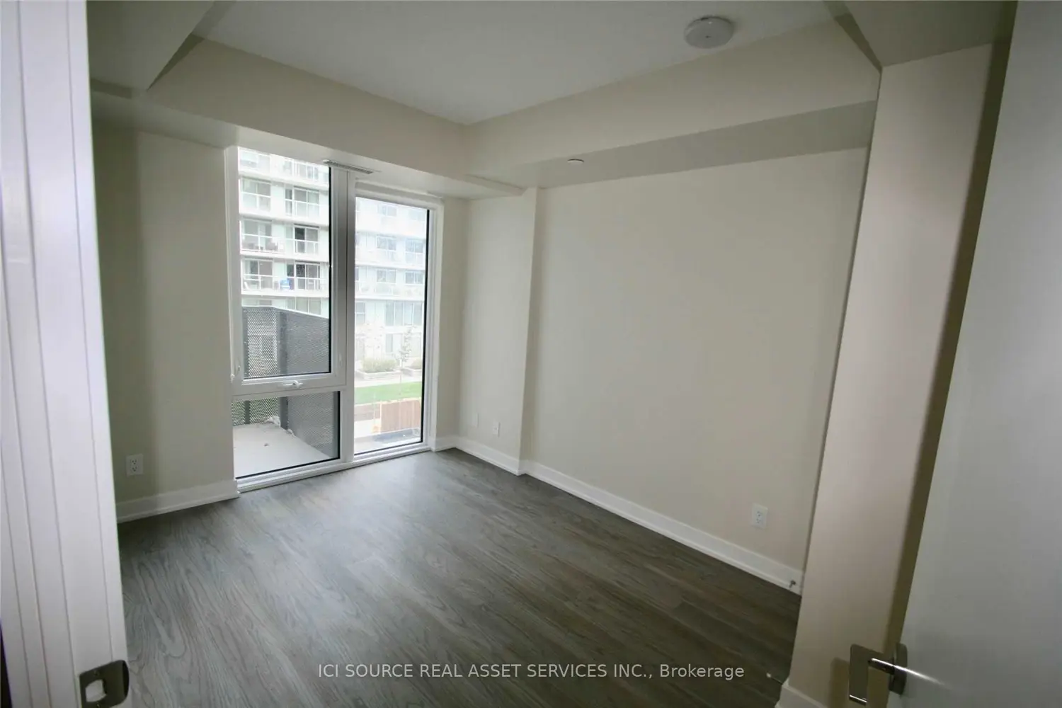 Additional image 7 of 38 Monte Kwinter Court 326