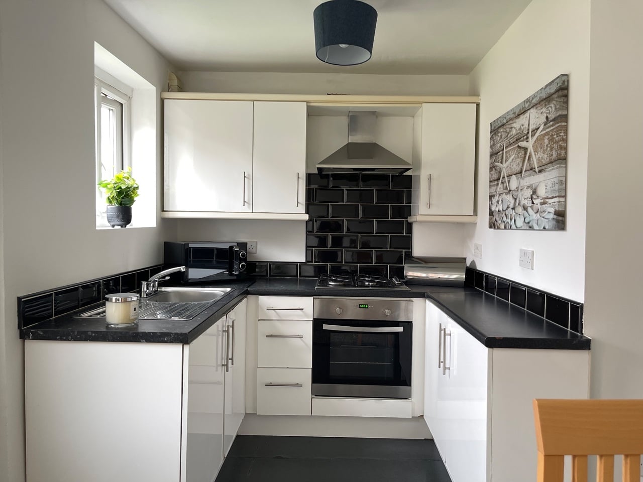 Additional image 3 of 4 Bed Terraced House, Kelso Garden, LS2, N1 7GU