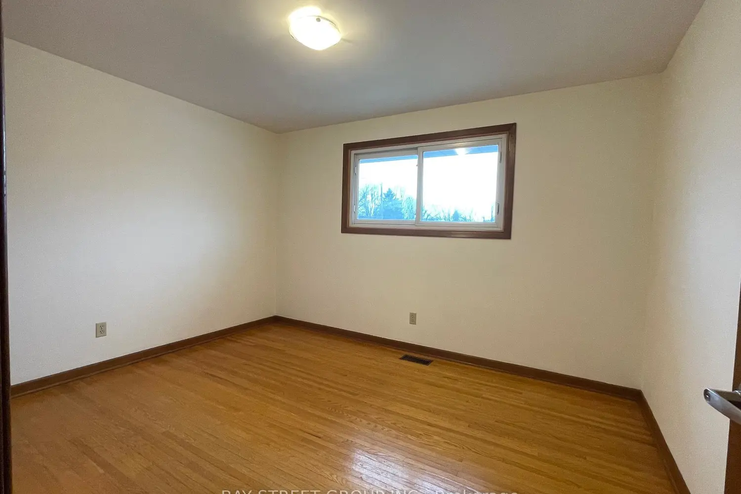 Additional image 7 of 6826 Stokes Street