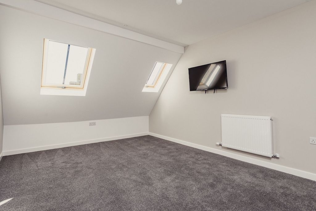 Additional image 8 of 3 bed flat for saleParkside Terrace, Edinburgh EH16