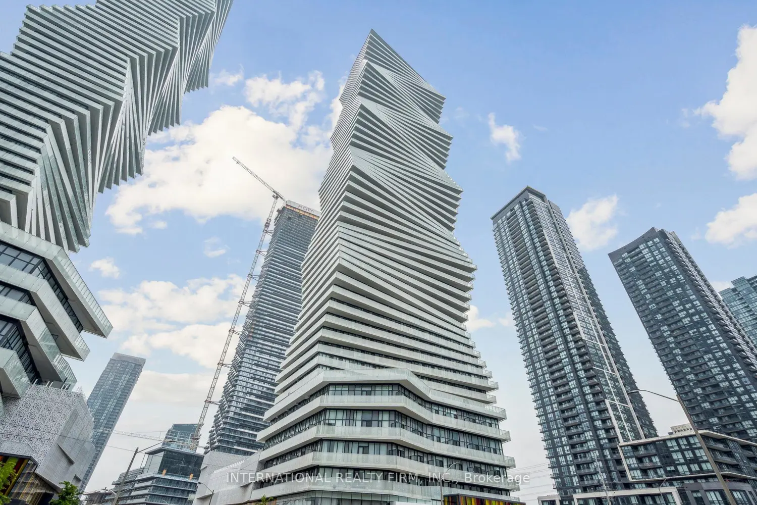 Additional image 9 of 3900 Confederation Parkway 4004