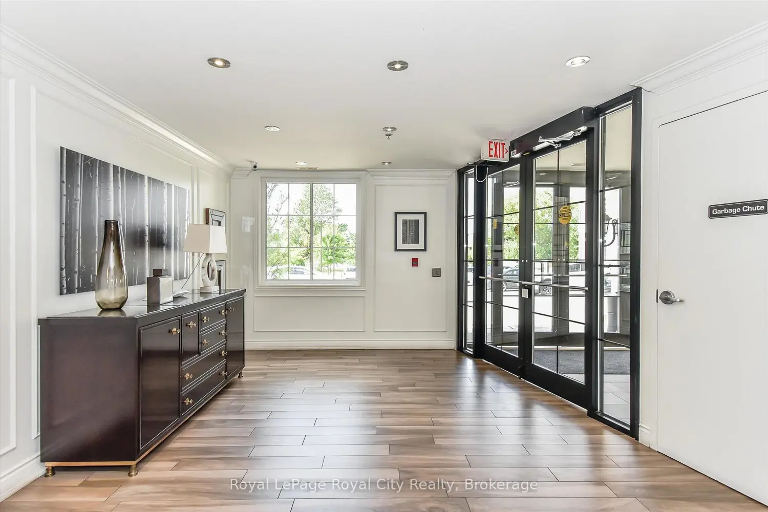 Additional image 19 of 1440 Gordon Street 122