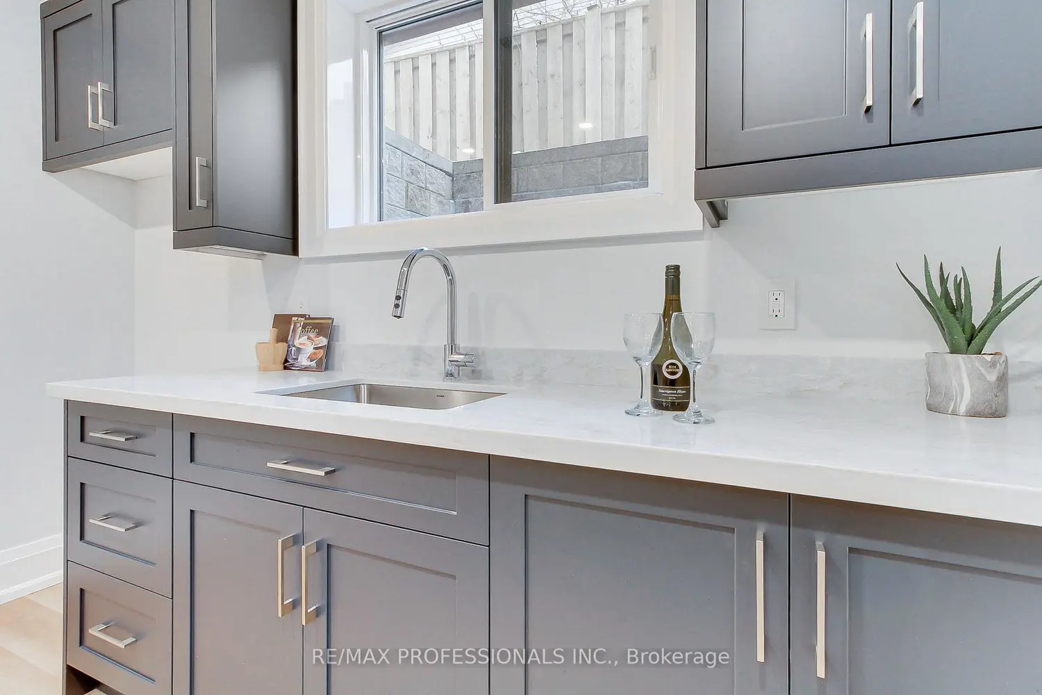 Additional image 14 of 432 Smith Avenue