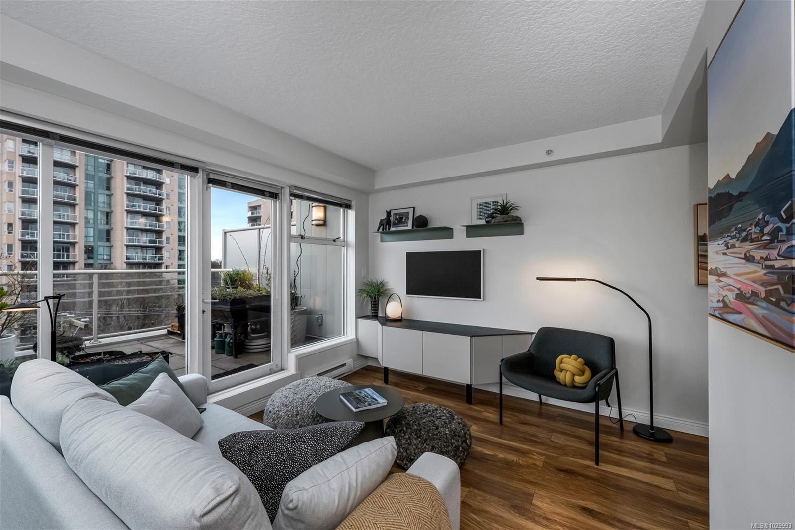 Additional image 3 of 509-1030 Yates Street, Victoria, BC, V8V 5A7