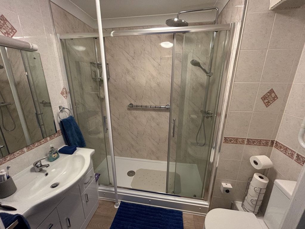 Additional image 8 of 2 bed flat for saleHeol Gouesnou, Brecon LD3