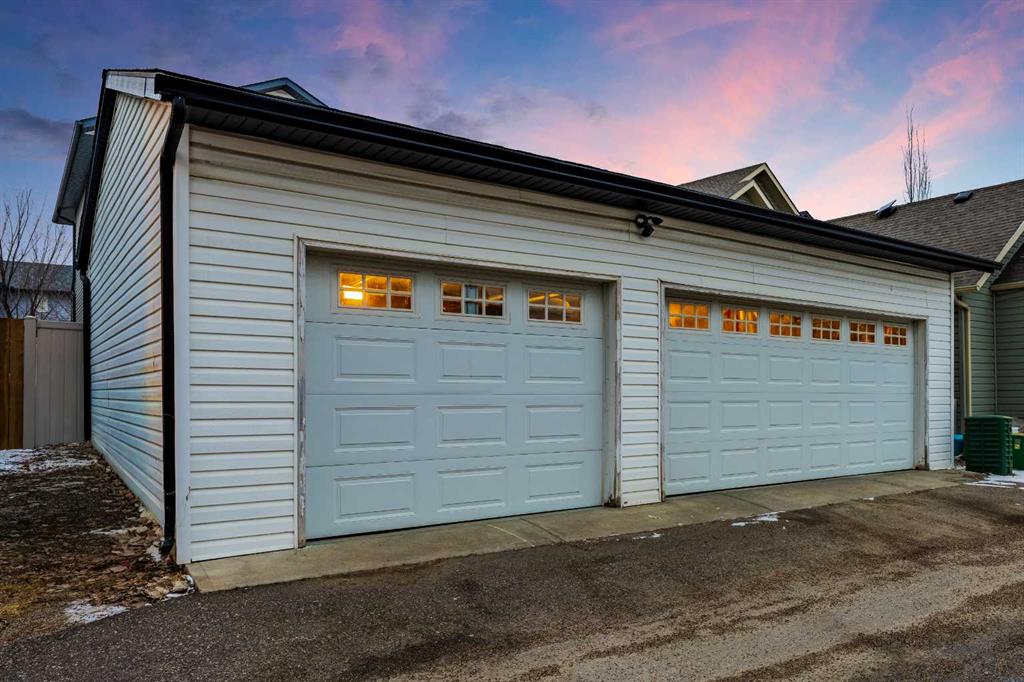 Additional image 4 of 114 Elgin Meadows Way SE, Calgary, AB, T2Z 0S2