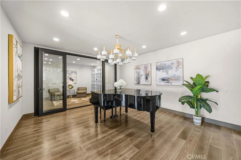 Additional image 77 of 127 Cruiser, Irvine, CA 92618