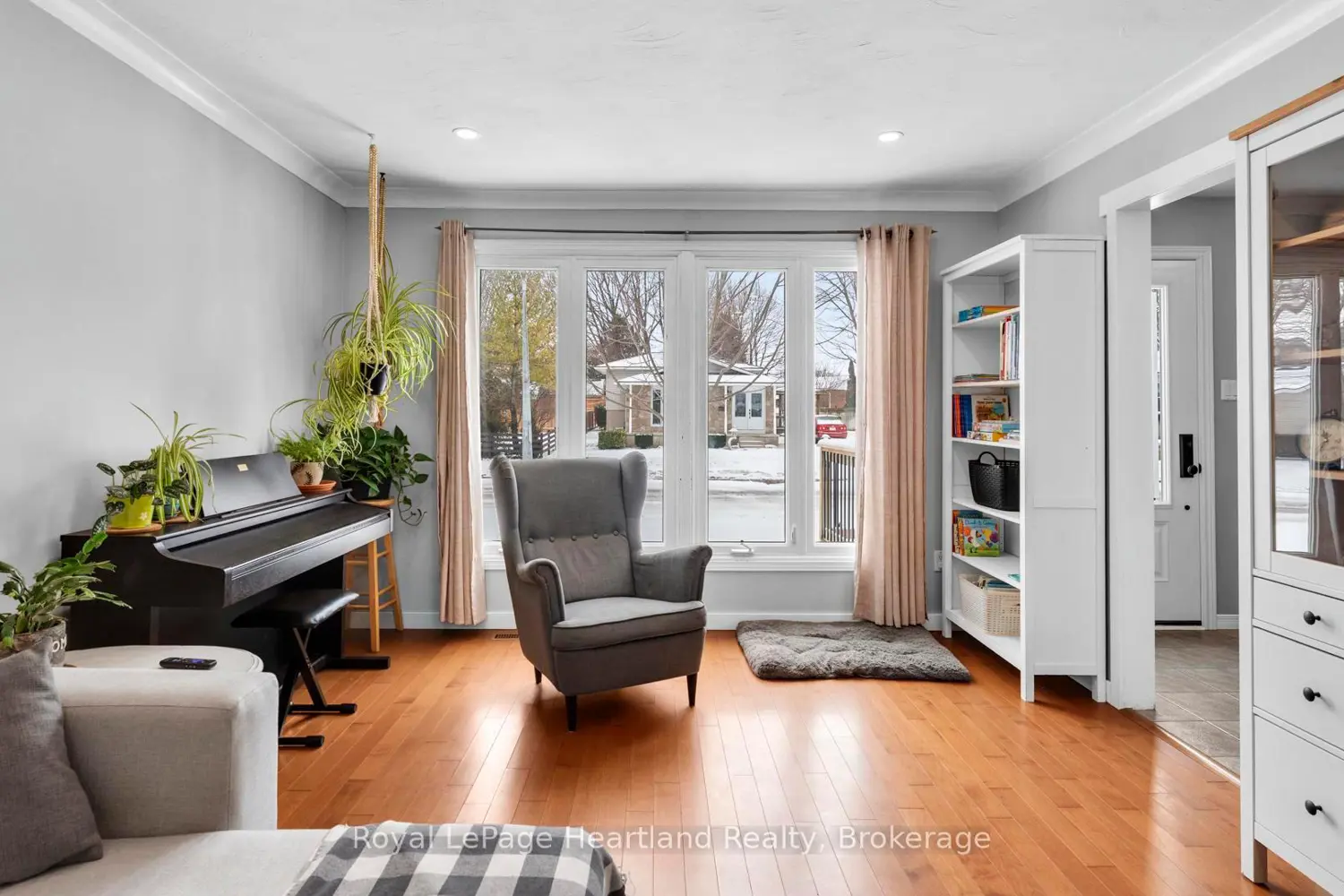 Additional image 11 of 296 Walnut Street