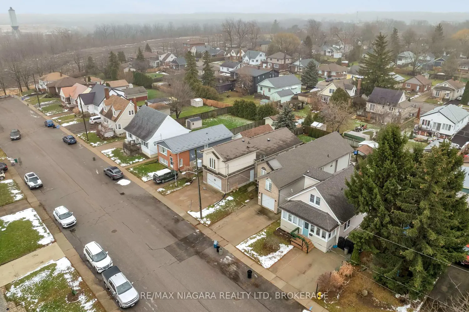 Additional image 13 of 30 Ball Avenue