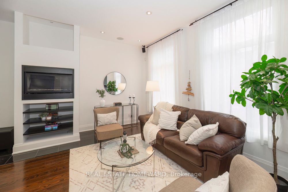 Additional image 5 of 136 Spruce Street, Toronto, ON, M5A 2J5