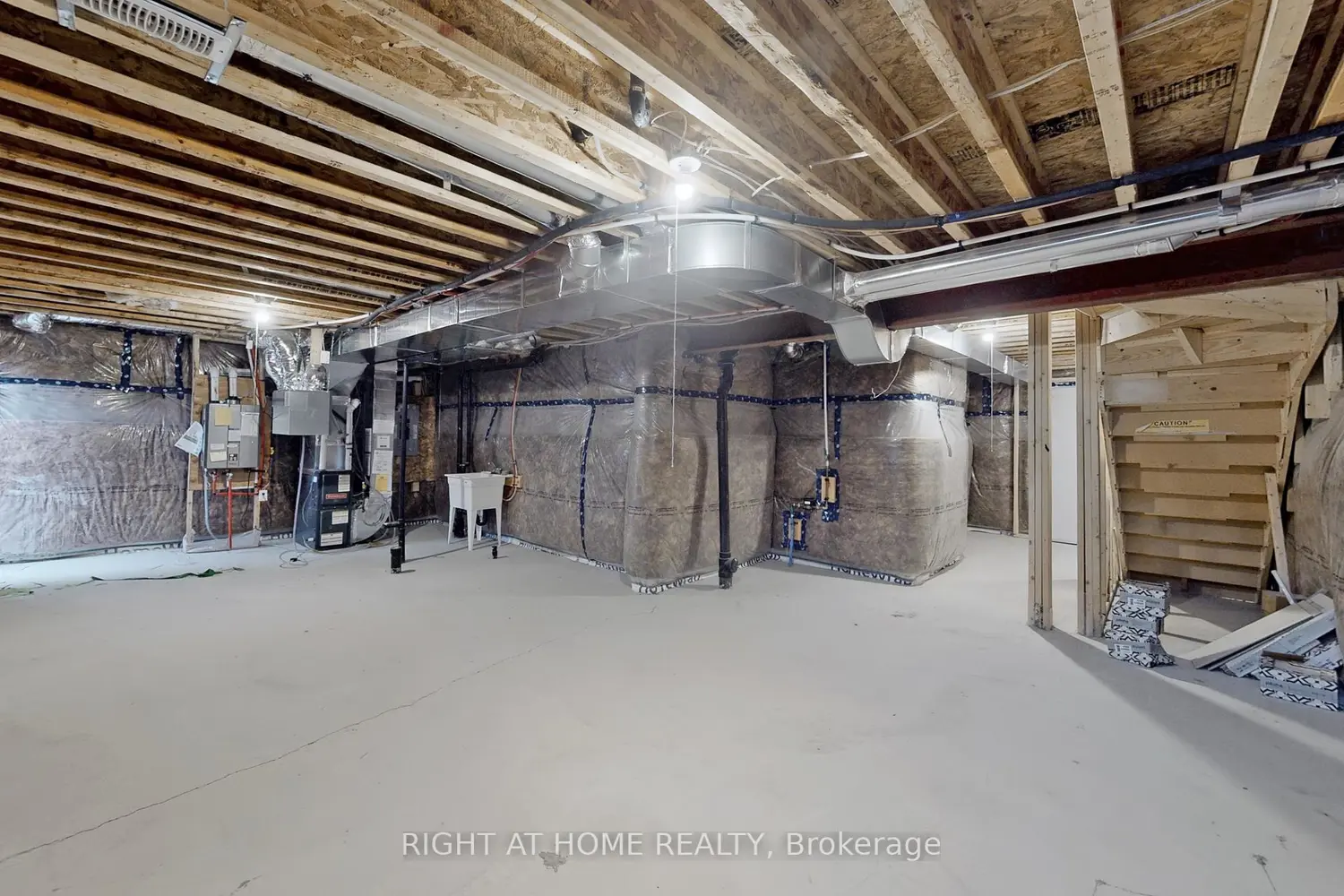 Additional image 10 of 40 Ainslie Hill Crescent