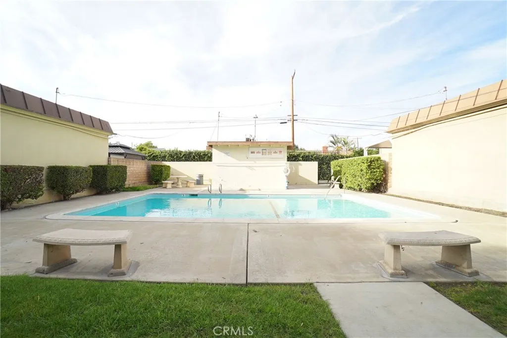 1795 W Glenoaks Avenue, Anaheim, CA 92801