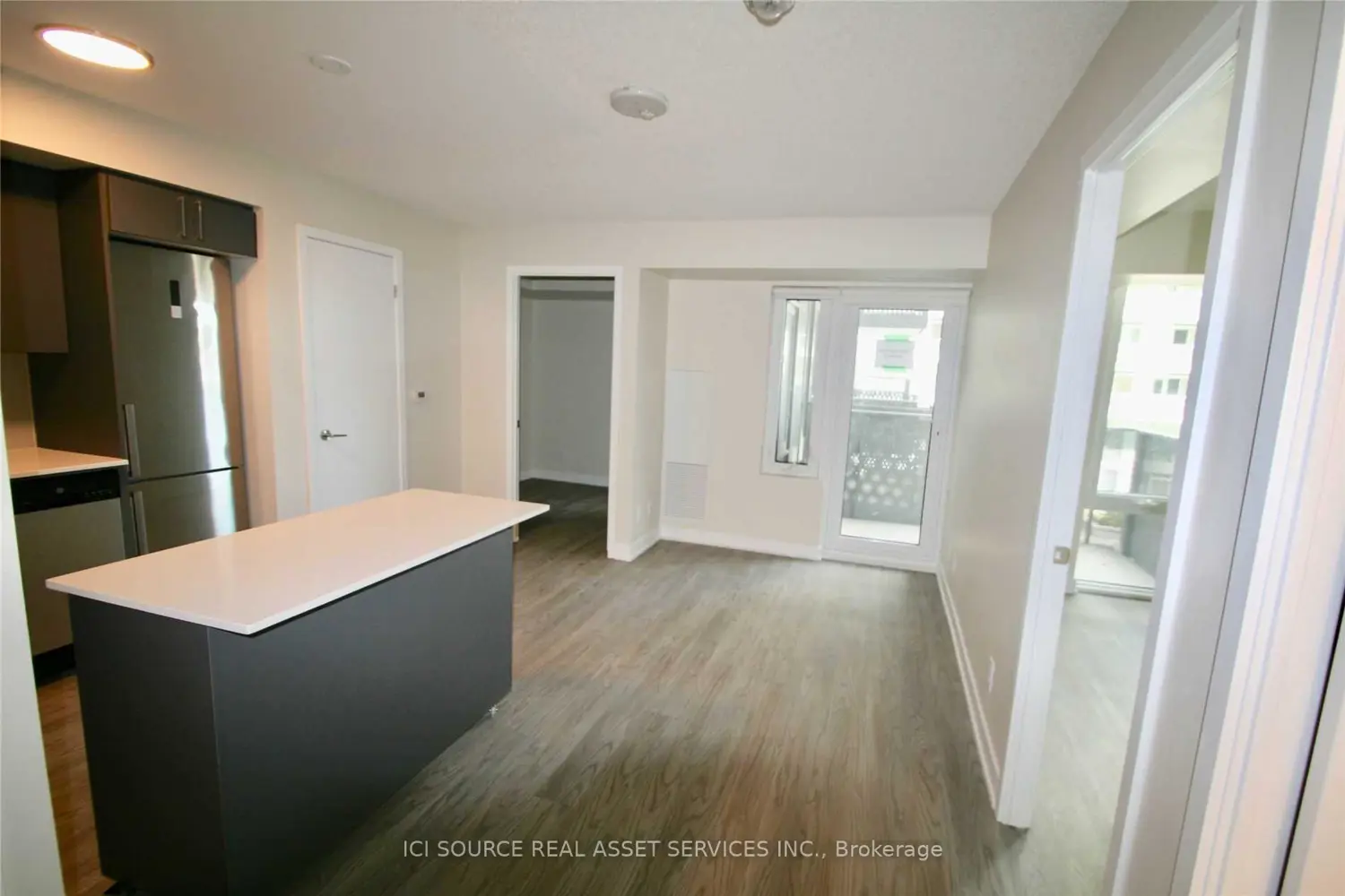 Additional image 3 of 38 Monte Kwinter Court 326