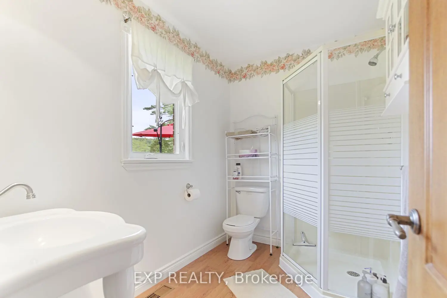 Additional image 8 of 2186 Clyde Lake Road