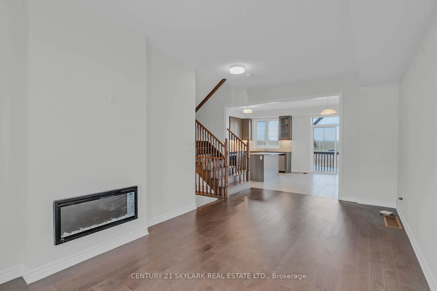 Additional image 2 of 40 Douet Lane