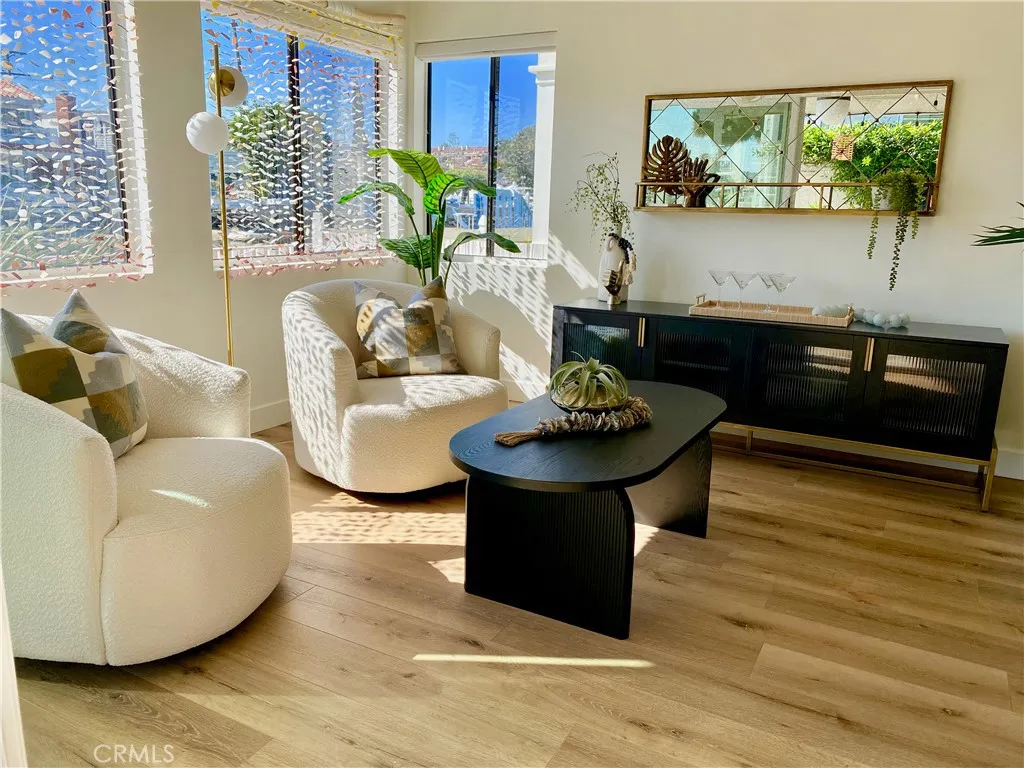 Additional image 45 of 322 Grand Canal, Newport Beach, CA 92662