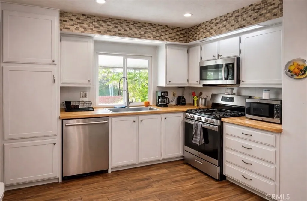 Additional image 8 of 13870 Rodeo Dr, Victorville, CA 92395