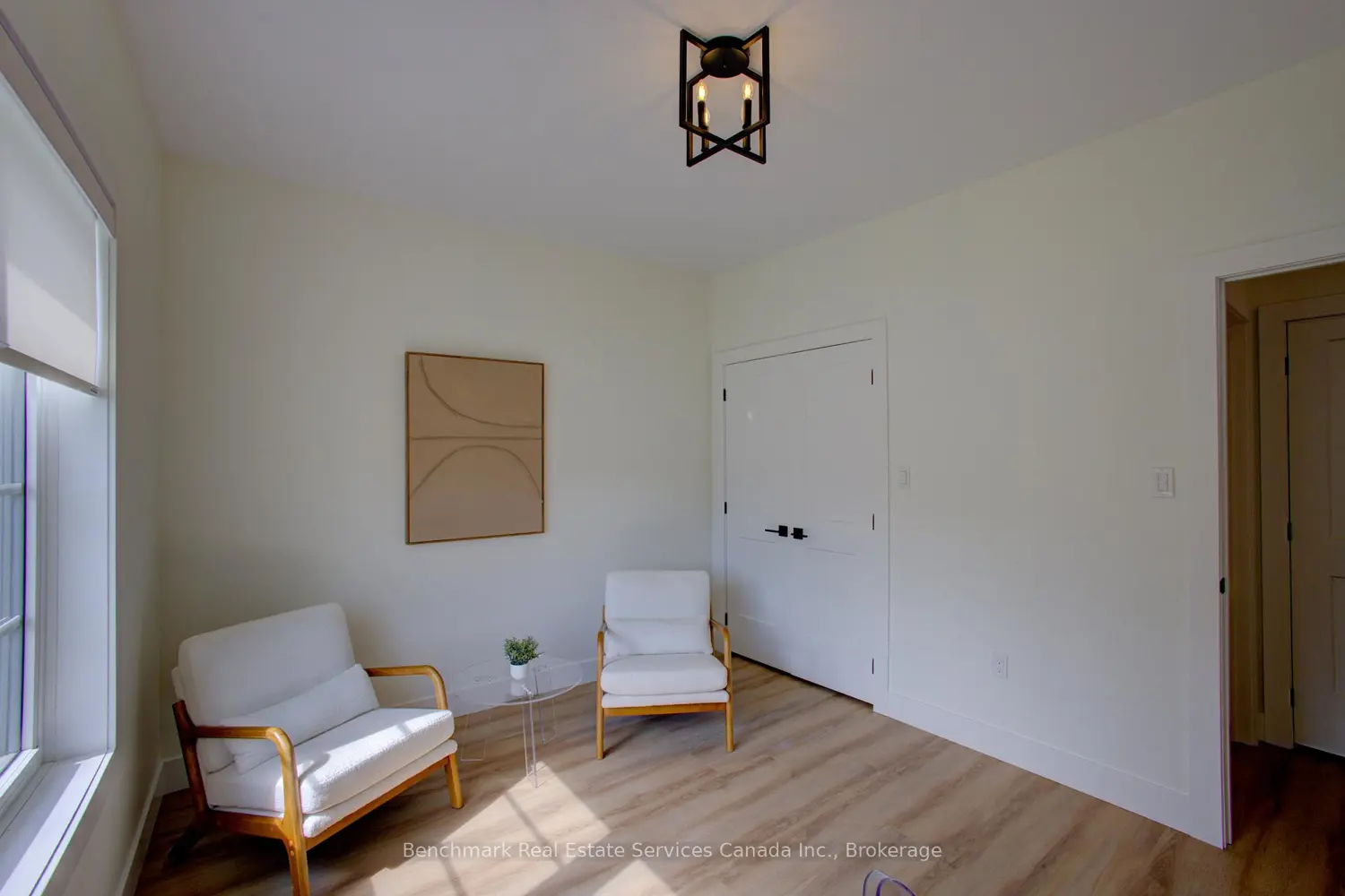 Additional image 7 of 1182 Queen Street 26