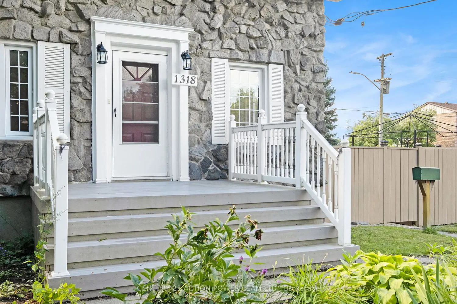 1318 Brookline Avenue photo 5