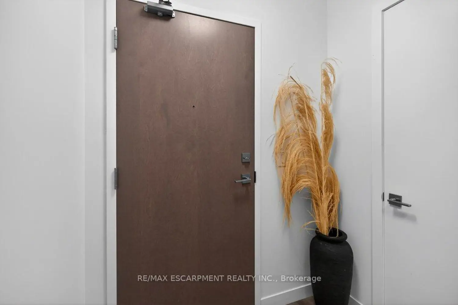 Additional image 3 of 479 Charlton Avenue 209