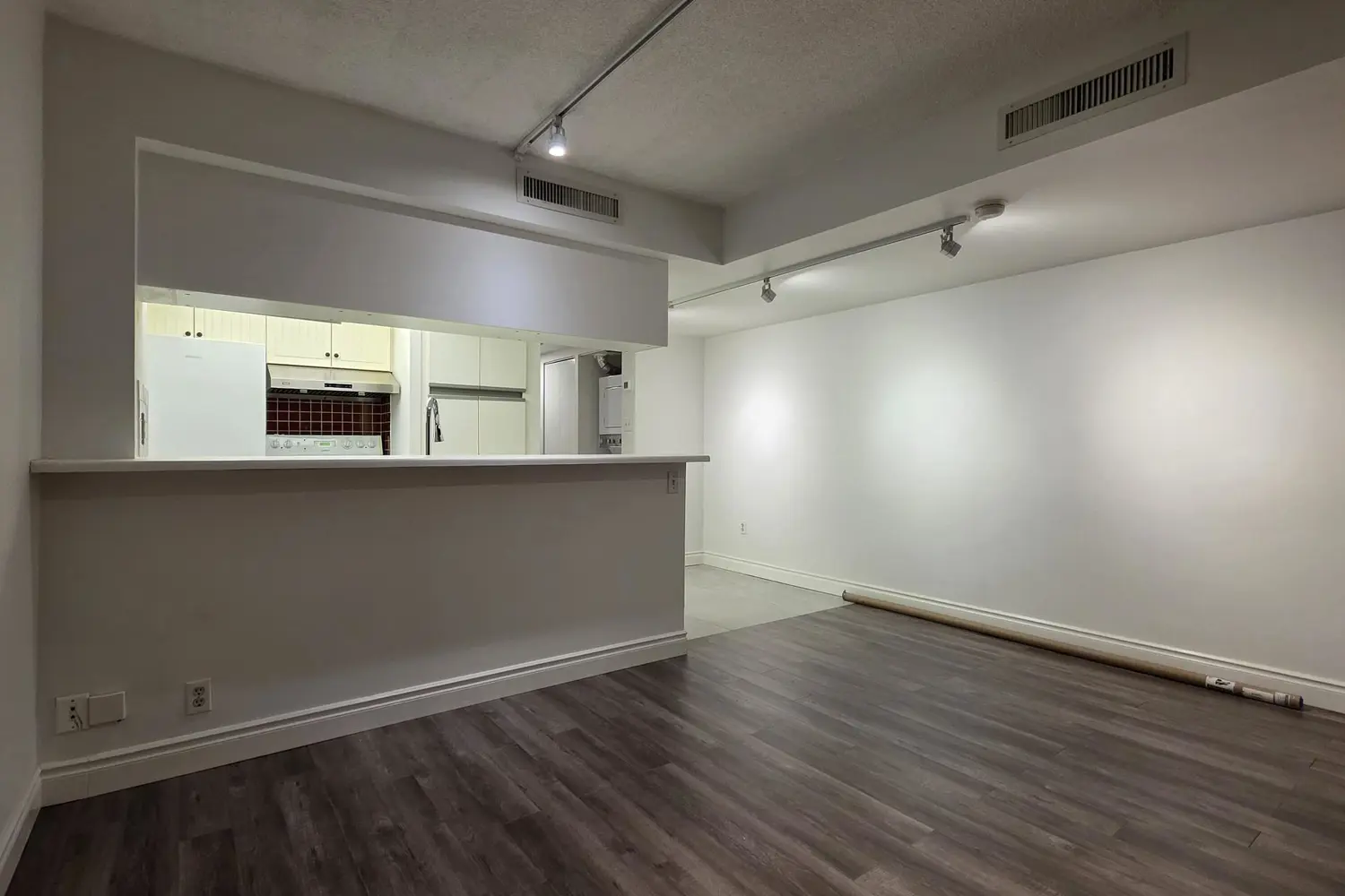 Additional image 3 of 1001 Bay Street 2513