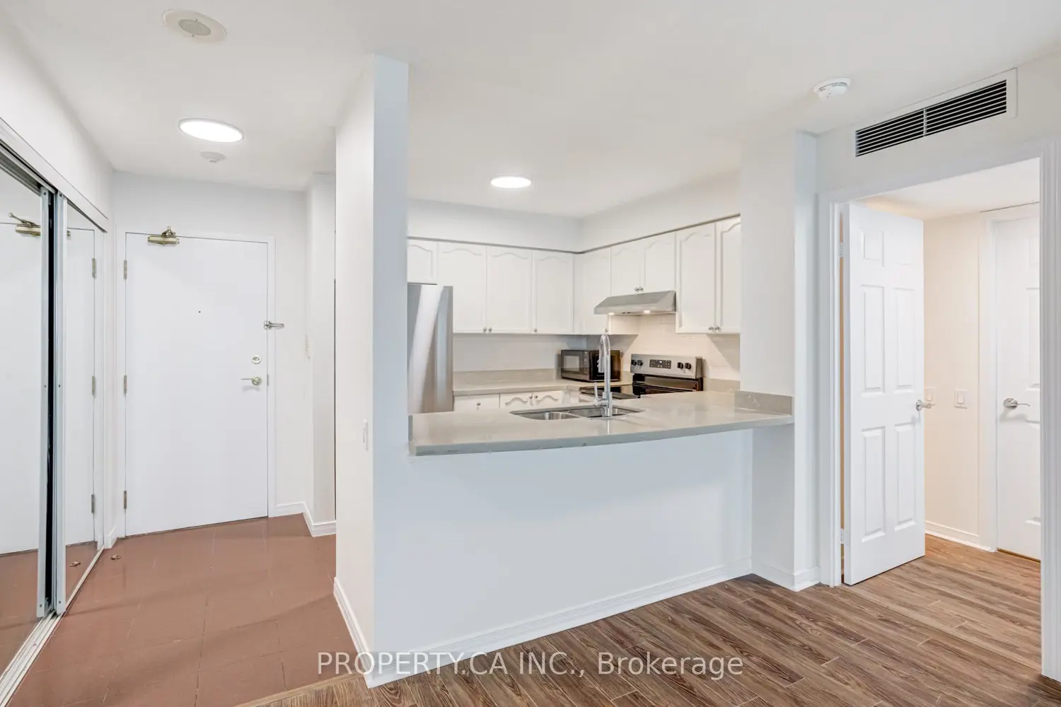 Additional image 7 of 8 Hillcrest Avenue 2309