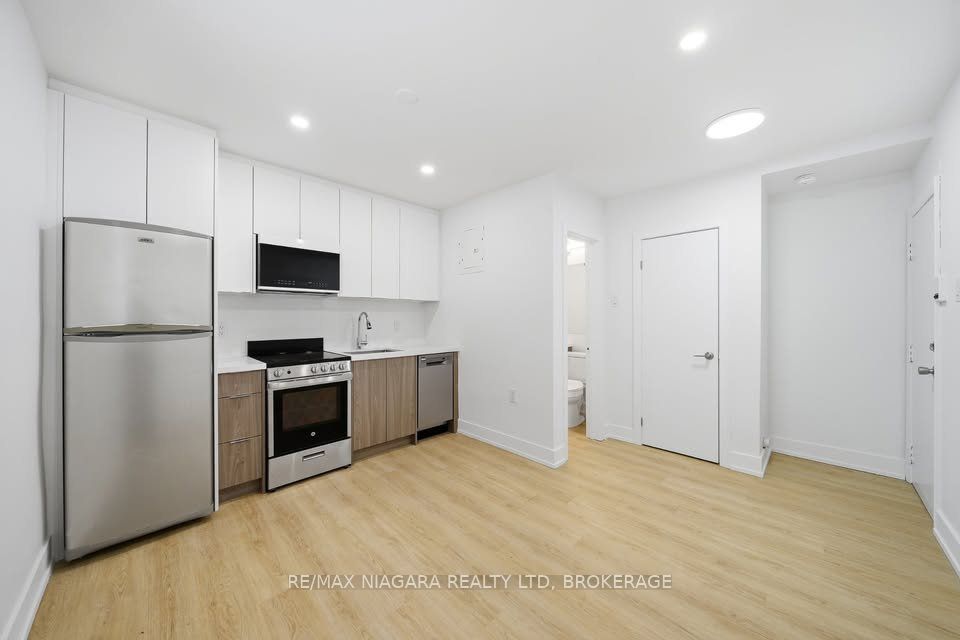 Additional image 3 of 995 O'connor Drive, Toronto, ON, M4B 2T1