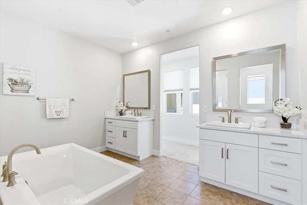 Additional image 105 of 138 Chorus, Irvine, CA 92618